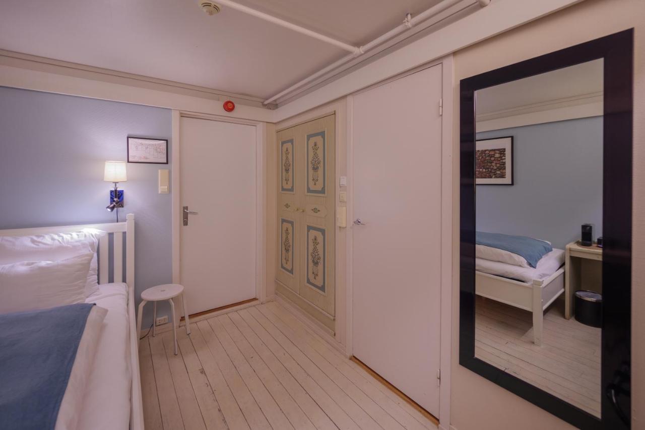 Strand Hotel Fevik - By Classic Norway Hotels Bagian luar foto