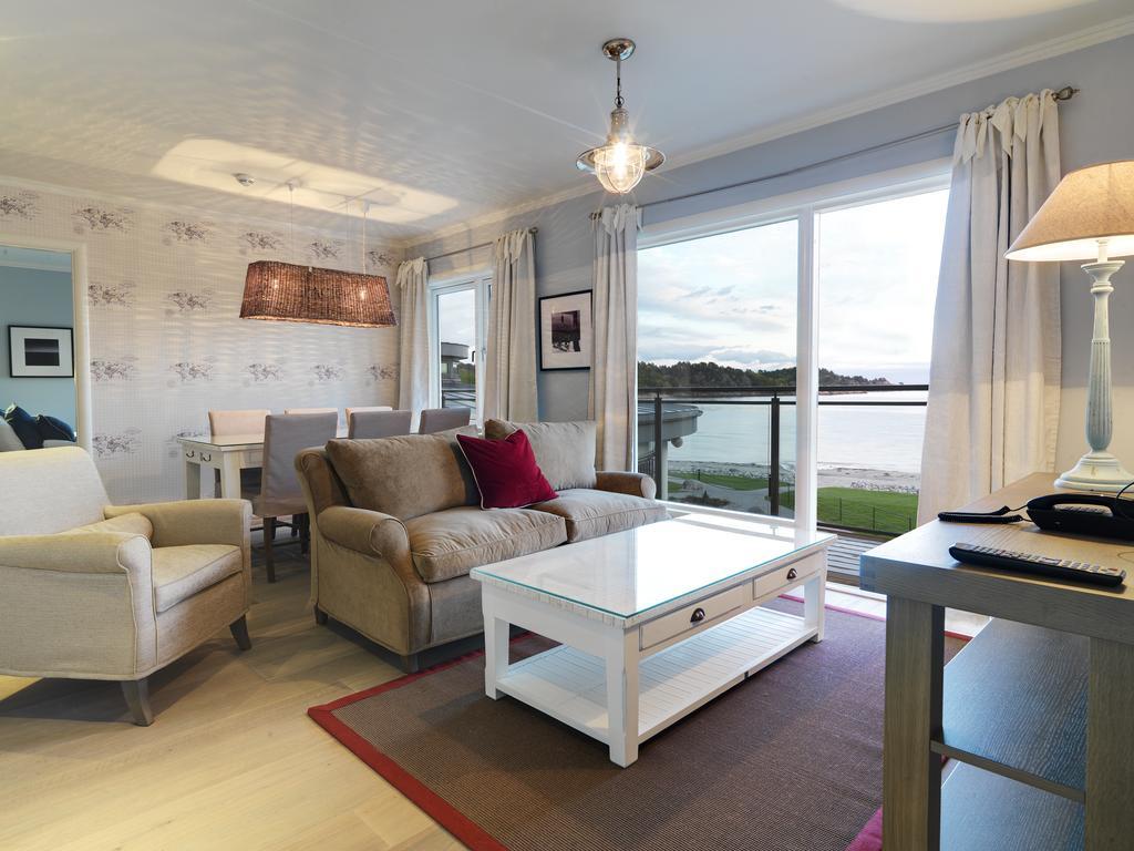 Strand Hotel Fevik - By Classic Norway Hotels Bagian luar foto